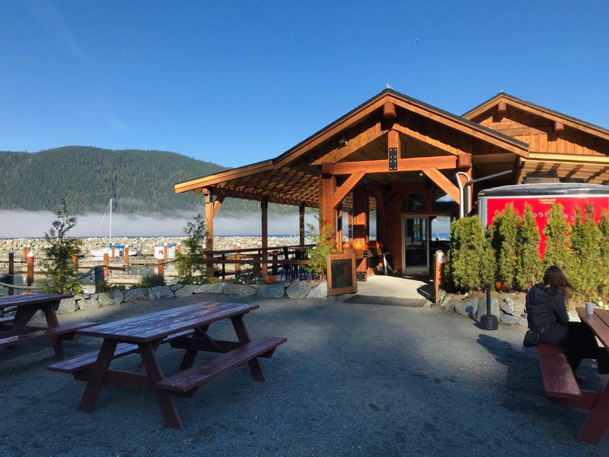 Port Renfrew Vacation Rentals Exterior foto